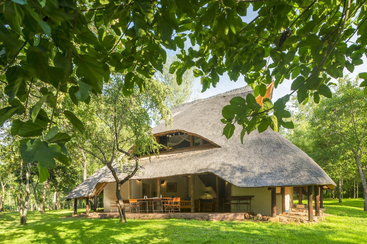 Lokuthula Lodges Victoria Falls Exterior foto