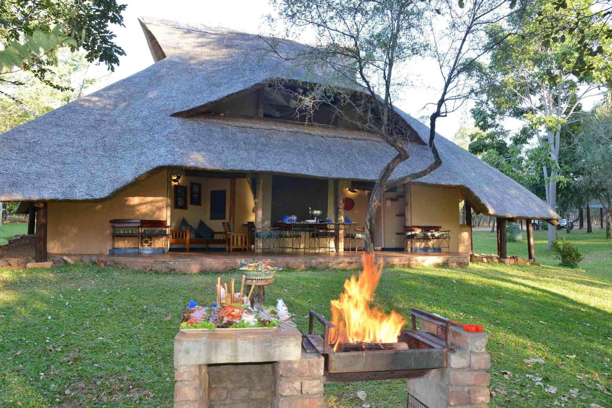 Lokuthula Lodges Victoria Falls Exterior foto